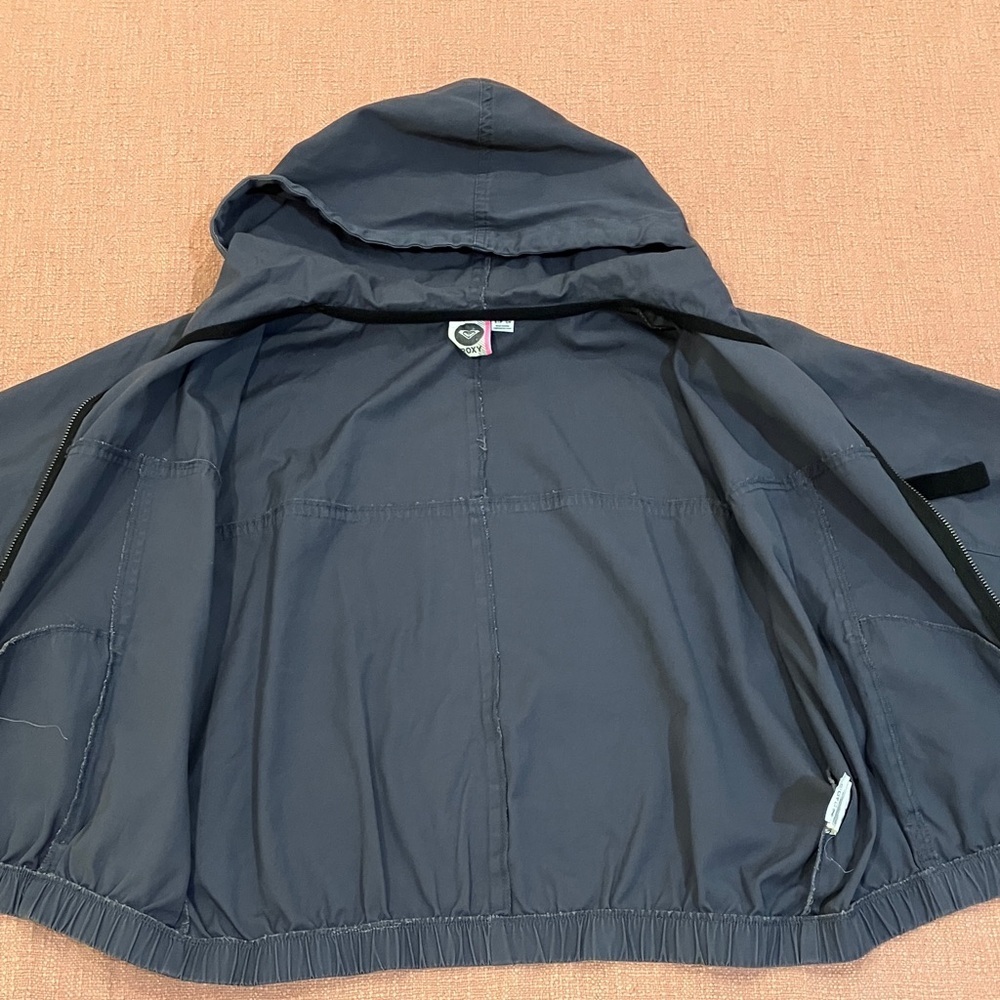 Roxy cropped canvas Jacket with Black small wm’s - Picture 10 of 14